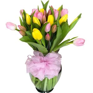 Florero con tulipanes